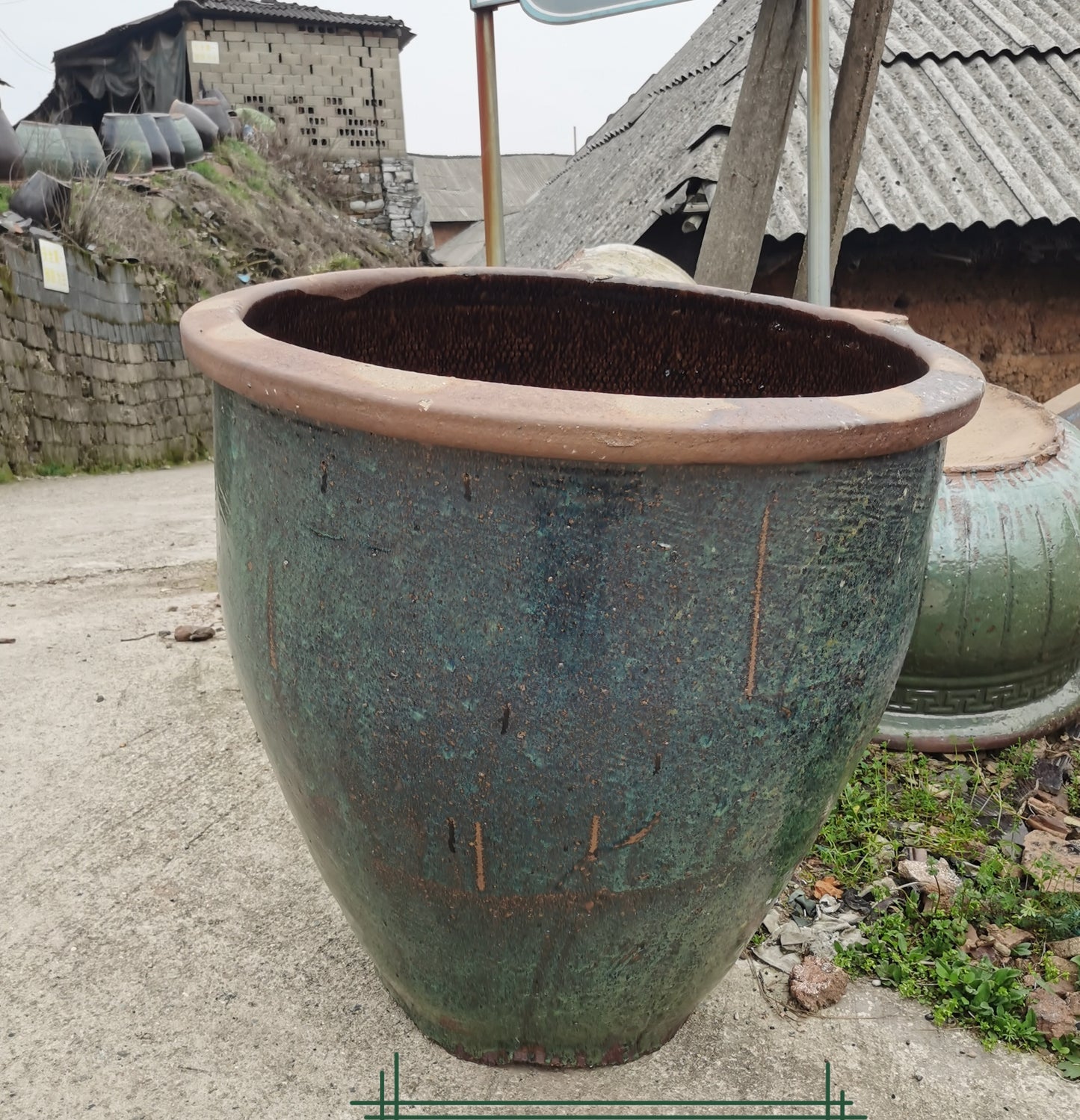 41#Large glossy tank/old-fashioned water tank/courtyard fish tank/garden flower pot